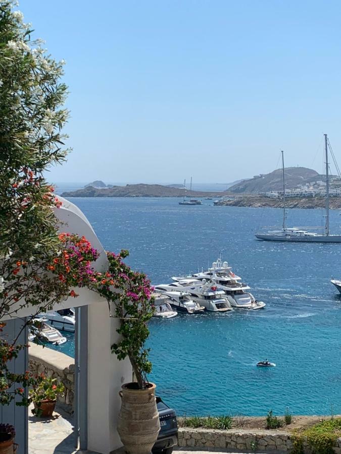 Beachfront Mykonos Apartment *
